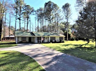 4059 Grove Trl, Loganville, GA 30052