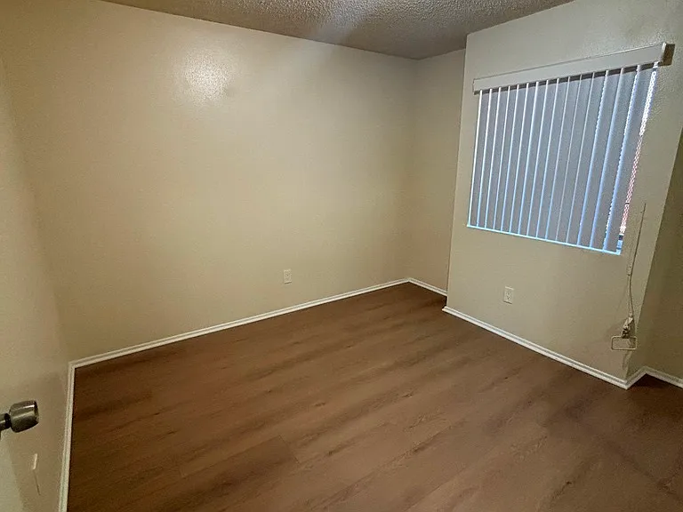 4311 Morgan Ave #B — Photo 6