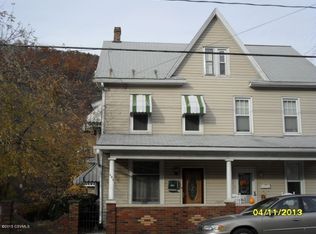 853 Center St, Coal Township, PA 17866