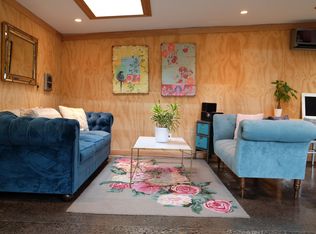 10733 Phinney Ave N #A, Seattle, WA 98133