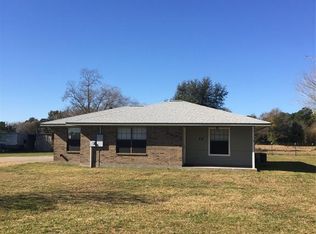 38 Spring Circle Dr, Huntsville, TX 77320