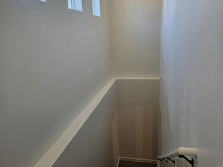895 E Antelope Dr — Photo 5