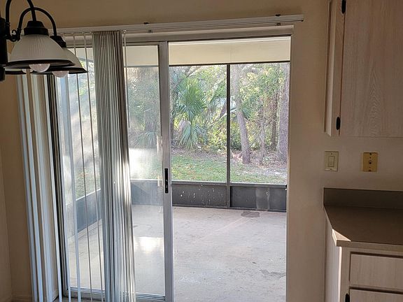 Screened Patio