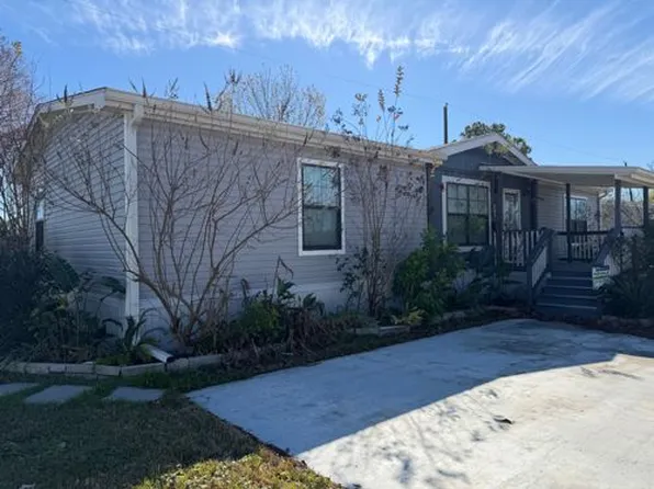 5000 Allen Genoa Rd Trailer 124, Pasadena, TX 77504