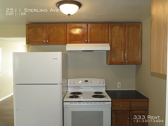 3rd image of 2511 S Sterling Ave