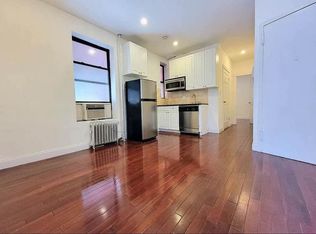111 E 7th St #4R, New York, NY 10009
