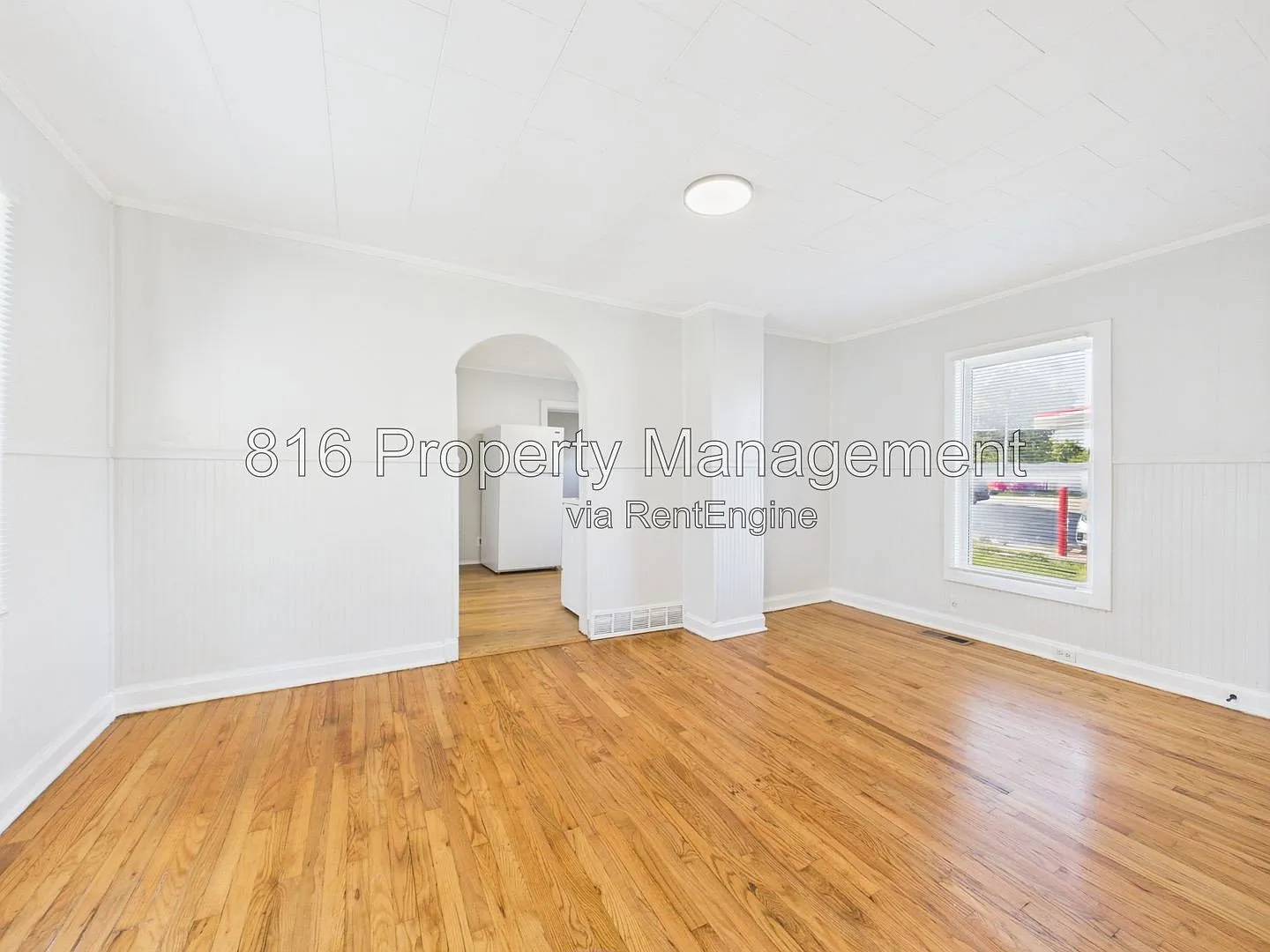 2 bed, 1.0 bath, 979 sqft, $1,250 — Photo 4