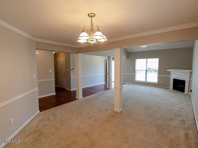 7624 Pleasantville Way — Photo 53