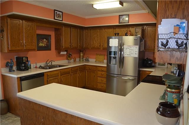 2nd image of 1134 Old Shannon Rd