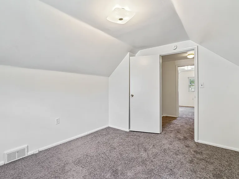 801 Jefferson Rd — Photo 21