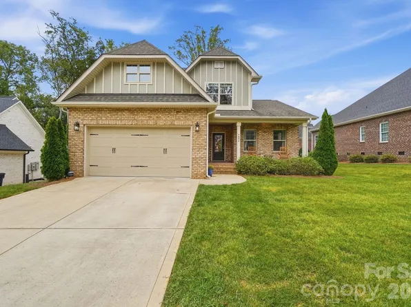 7890 Ballentrae Pl, Stanley, NC 28164