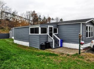 229 Valley View Dr, Oakdale, PA 15071