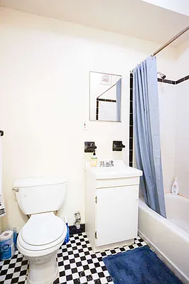 Rented by City Connections Realty | media 24