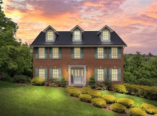 522 Thomas Dr, Uniontown, PA