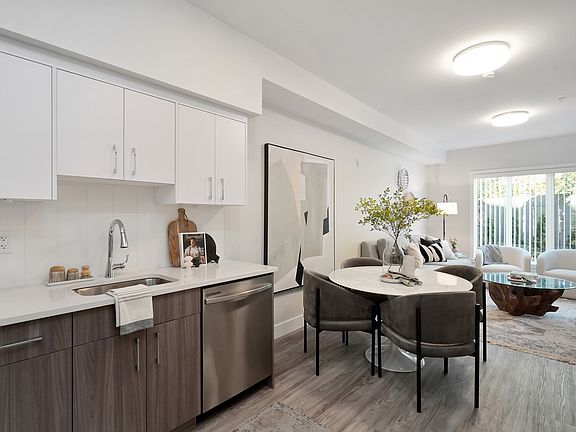 4th image of 10129 5th St #105