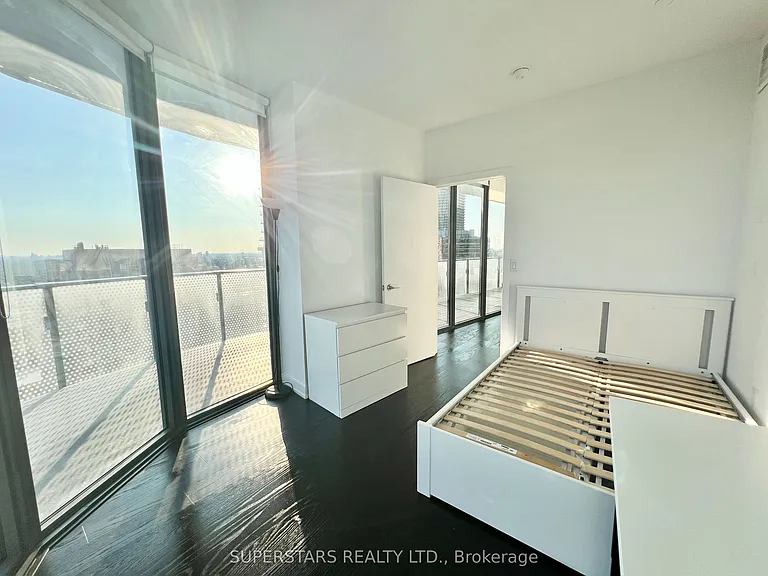 11 Wellesley St W #3005 — Photo 20