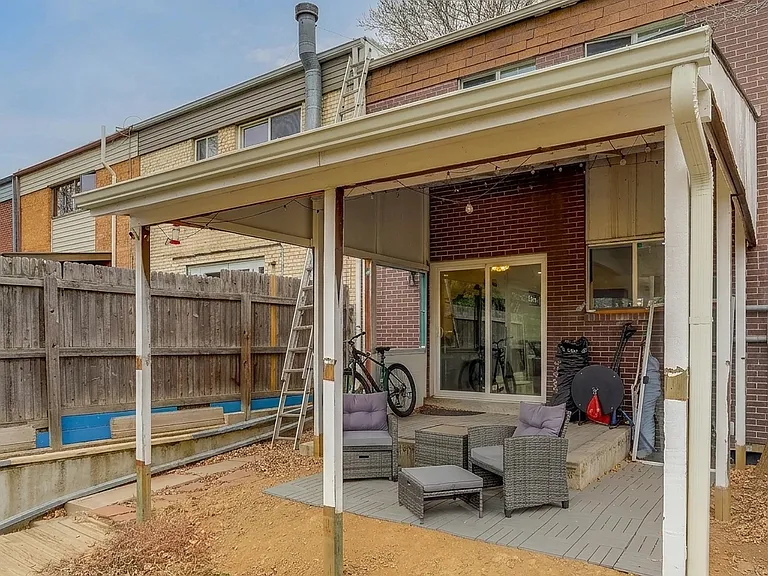 11646 Lincoln St — Photo 64