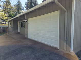 1115 NE 181st Pl, Seattle, WA 98155