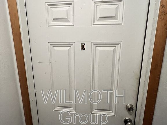 2nd image of 113 W 5th St Unit D