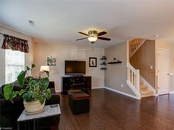 4th image of 651 Grasswren Way