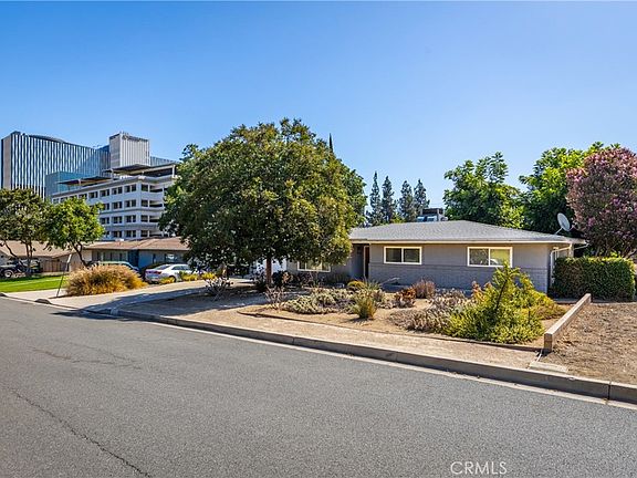 3rd image of 11375 Iris Ave