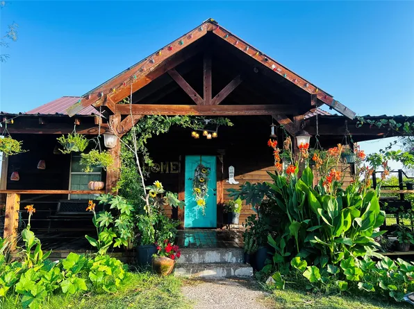 267 S Hopkins Ave, Corsicana, TX 75110