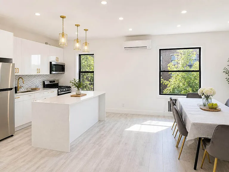 1268 President St #2 — Photo 3