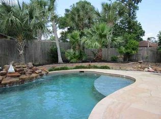 5010 Chinquapin Ln, Beaumont, TX 77708