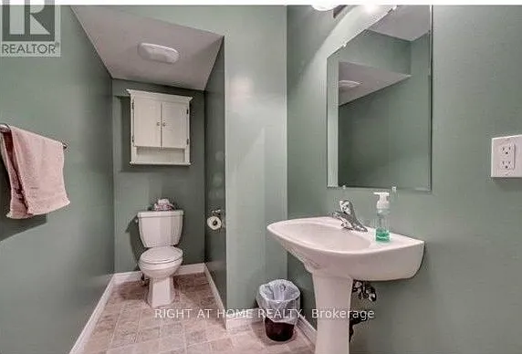 20 McConkey Cres #69 — Photo 3