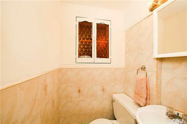 Sold by Century 21 American Homes | media 26