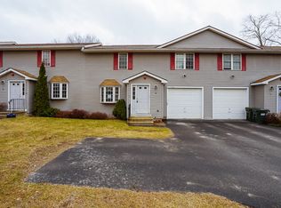 6 Hill Ct, Dudley, MA 01571
