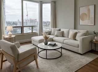 1300 Islington Ave #1208, Toronto, ON M9A 5C4