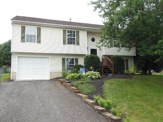 1st image of 829 Orlando Ave