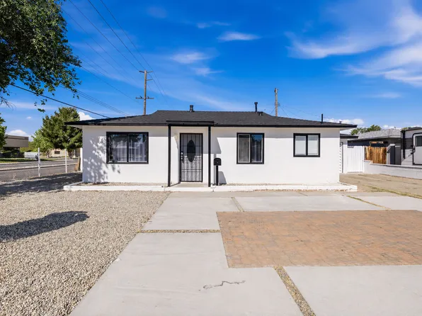 44405 12th St W, Lancaster, CA 93534