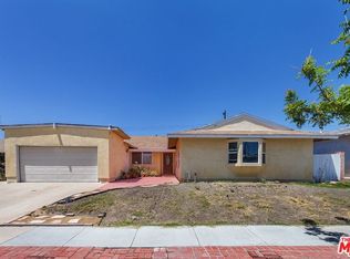2279 N Medina Ave, Simi Valley, CA 93063