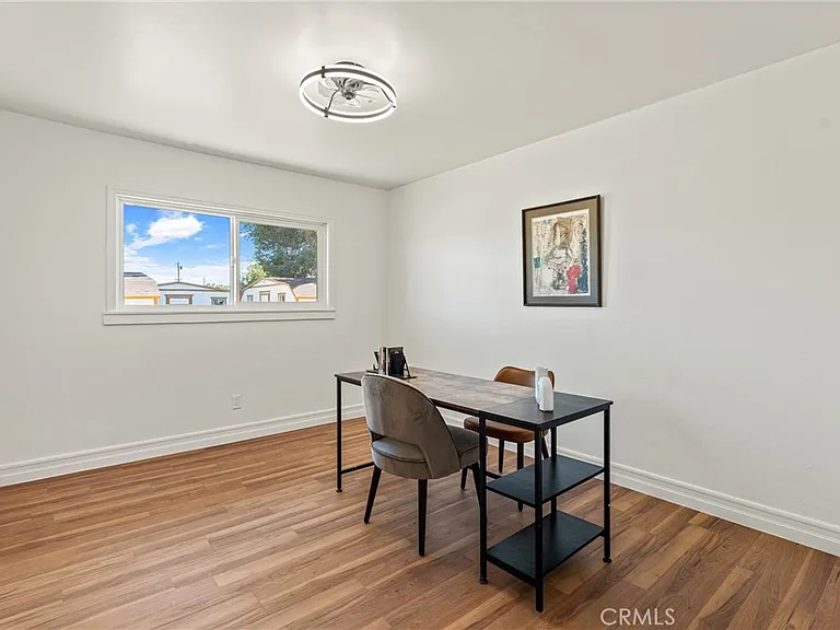 9925 Redwood Ave — Photo 10