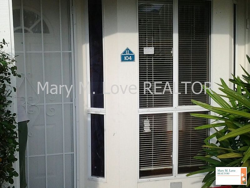 1st image of 75-6081 Alii Dr APT Ee104