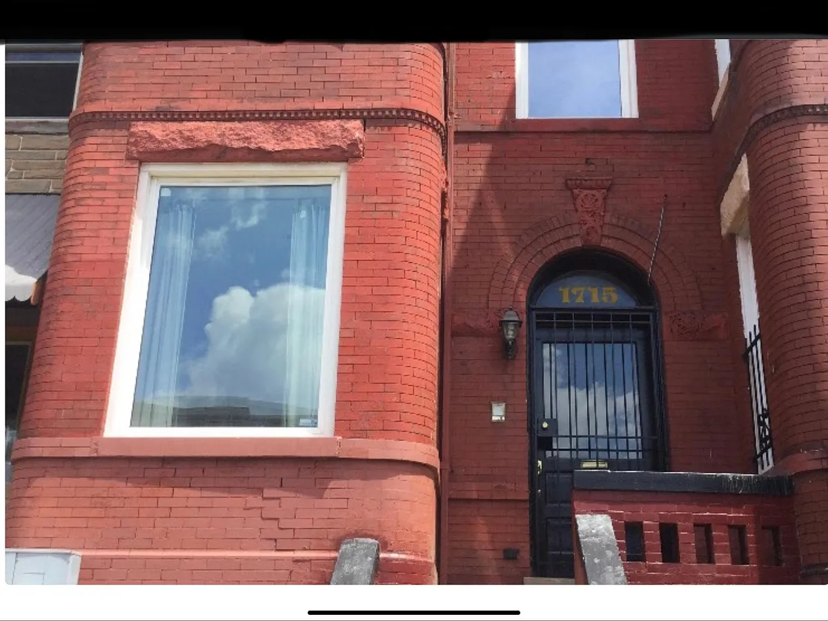 Building Photo - 1715 1st St NW #TOP
