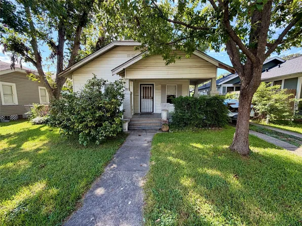 1110 W Gardner St, Houston, TX 77009