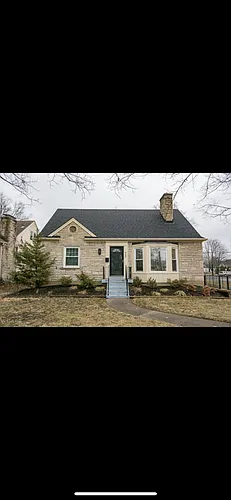 425 Browns Ln Photo 1