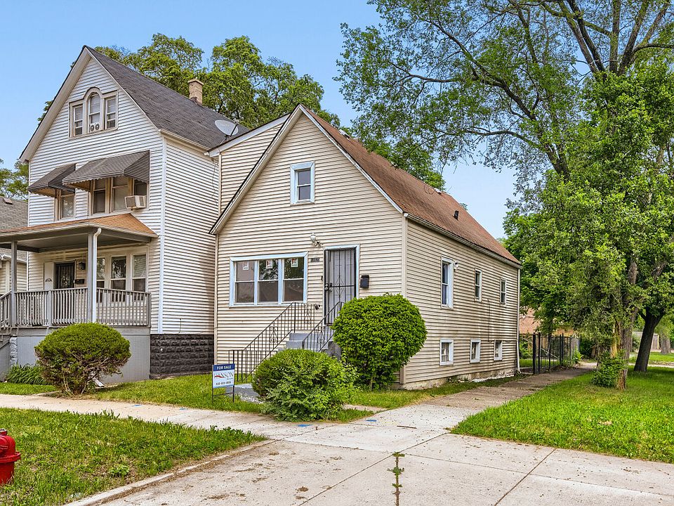 1st image of 12025 S Prairie Ave