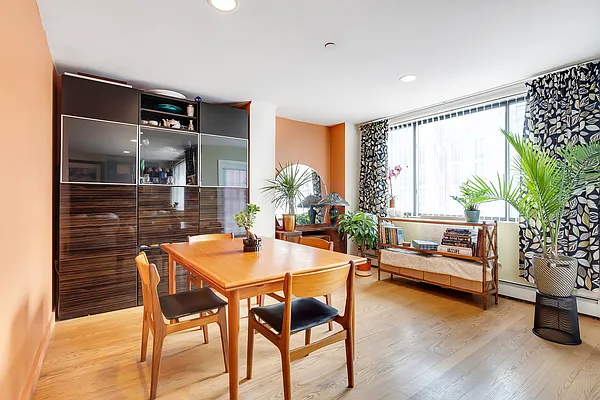 Sold by Level Group | media 4