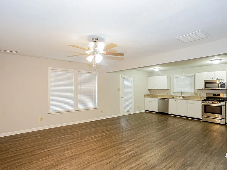 1626 Matthew Allen Cir — Photo 5