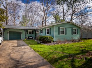 609 S Emerald Ln, Carbondale, IL 62901