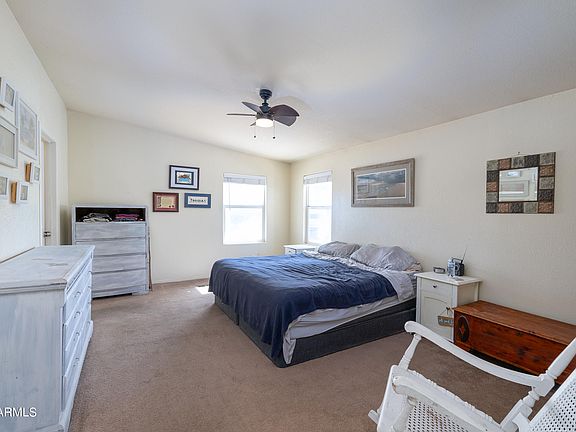5th image of 2200 N DELAWARE Drive #2
