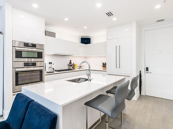 4th image of 155 E Boca Raton Road #818
