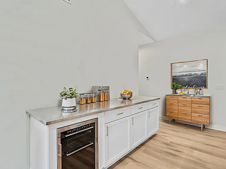 1214 NW Sproul Dr — Photo 12