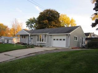 413 Racine St, Waterford, WI 53185