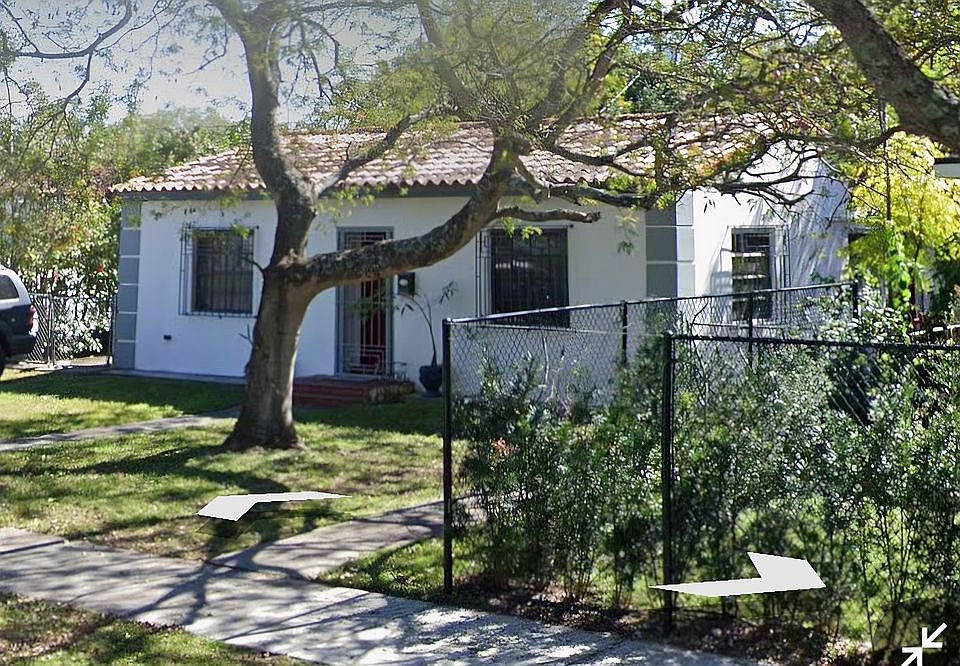 2nd image of 4280 SW 13th St