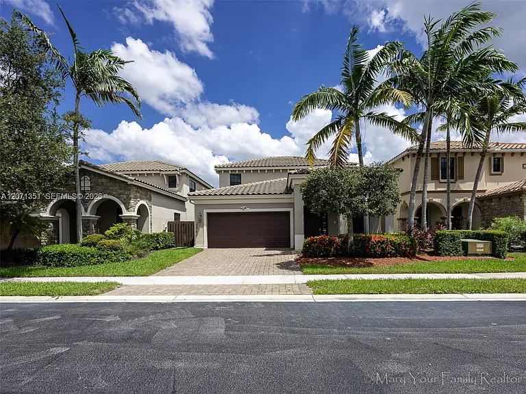 3841 Aspen Leaf Dr — Photo 1